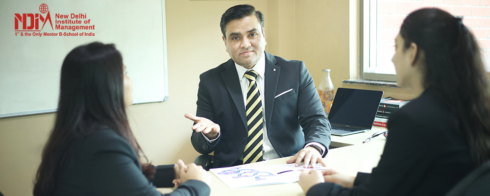 The Experienced Faculty at NDIM: Shaping Student’s Minds for Corporate Success